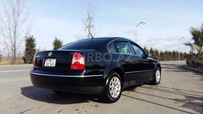 Volkswagen Passat 2003, 123 km - 1.8 l - Bərdə