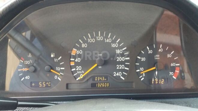 Mercedes C 200 1998, 132,000 km - 2.0 l - Bakı