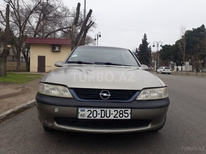 Opel Vectra 1997, 250,000 km - 2.0 л - Sumqayıt