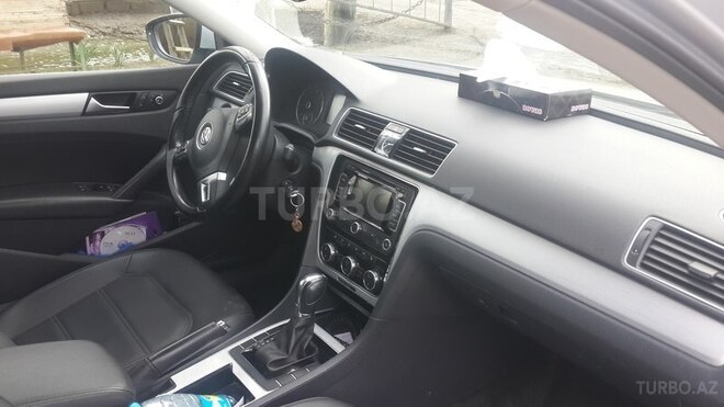Volkswagen Passat 2012, 104,000 km - 2.5 l - Masallı
