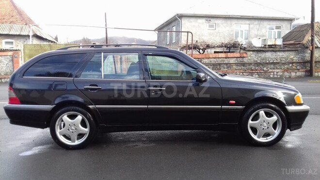 Mercedes C 240 2000, 250,000 km - 2.4 l - Zaqatala