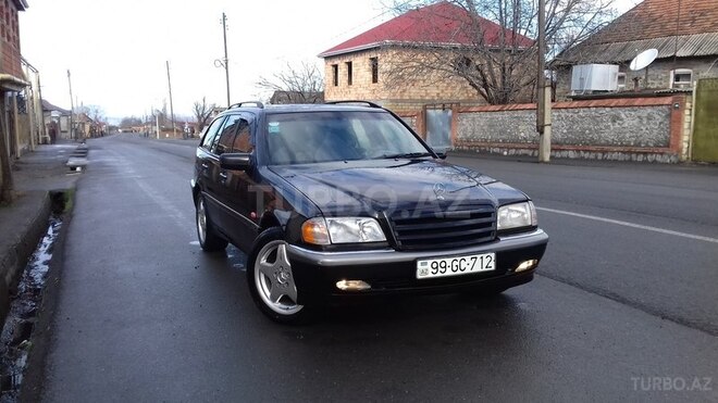 Mercedes C 240 2000, 250,000 km - 2.4 l - Zaqatala