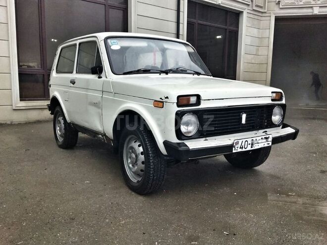 LADA (VAZ) Niva 1986, 320,000 km - 1.6 l - Quba