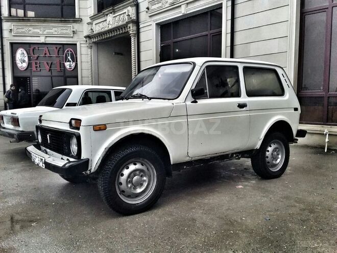 LADA (VAZ) Niva 1986, 320,000 km - 1.6 l - Quba