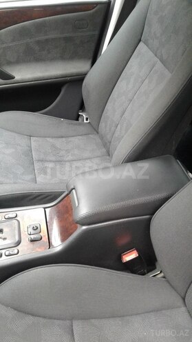 Mercedes E 220 2000, 319,142 km - 2.2 l - Bakı