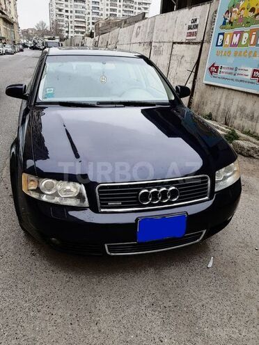 Audi A4 2003, 25,000 km - 1.8 l - Bakı