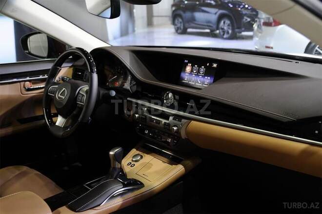 Lexus ES 200 2016, 50,000 km - 2.0 л - Bakı