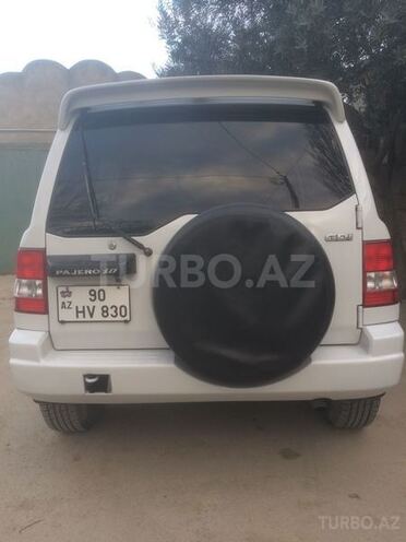 Mitsubishi Pajero io 1999, 250,000 km - 2.0 l - Bakı