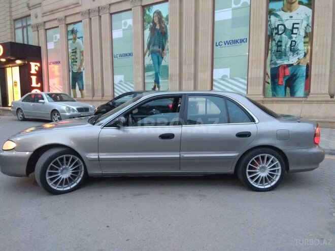 Hyundai Sonata 1998, 325,000 km - 2.0 l - Bakı
