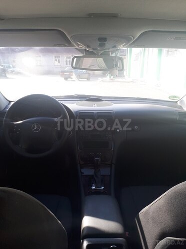 Mercedes C 200 2001, 179,000 km - 2.0 l - Gəncə