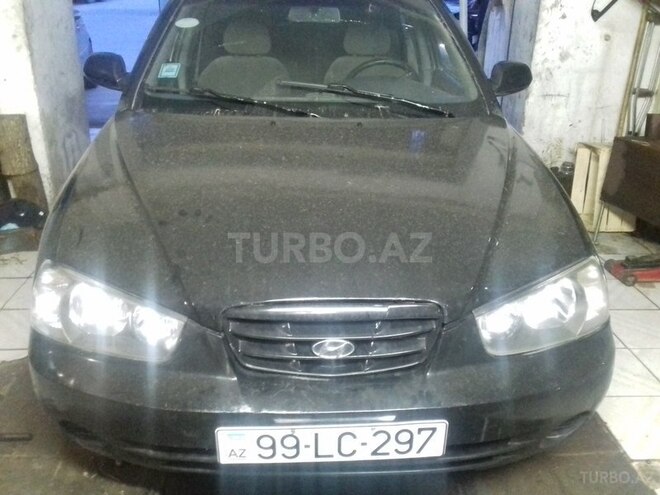 Hyundai Elantra 2001, 250,000 km - 2.0 л - Bakı