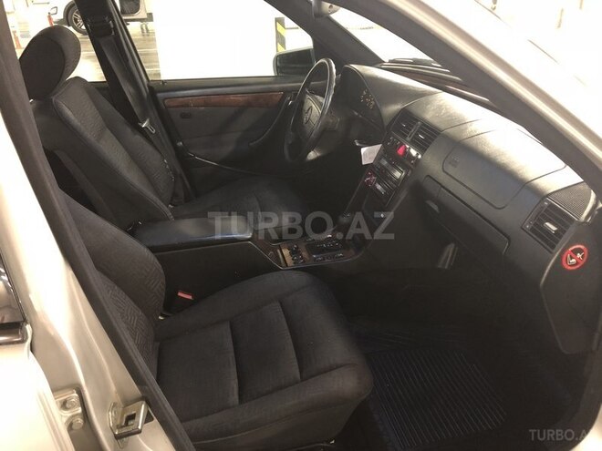 Mercedes C 220 1998, 278,500 km - 2.2 л - Bakı