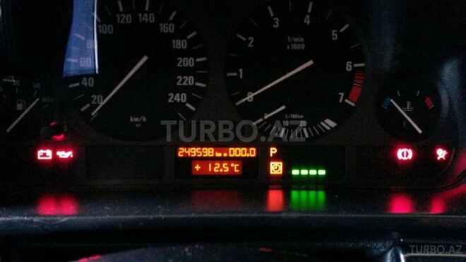BMW 523 1997, 249,598 km - 2.5 l - Bakı