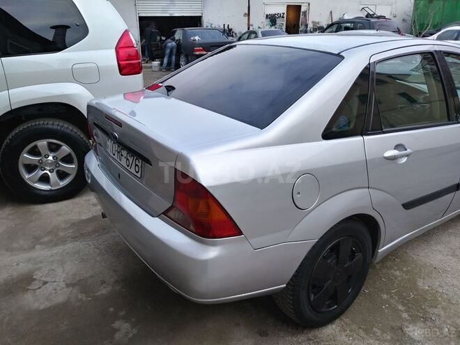 Ford Focus 2001, 198,000 km - 2.0 l - Bakı