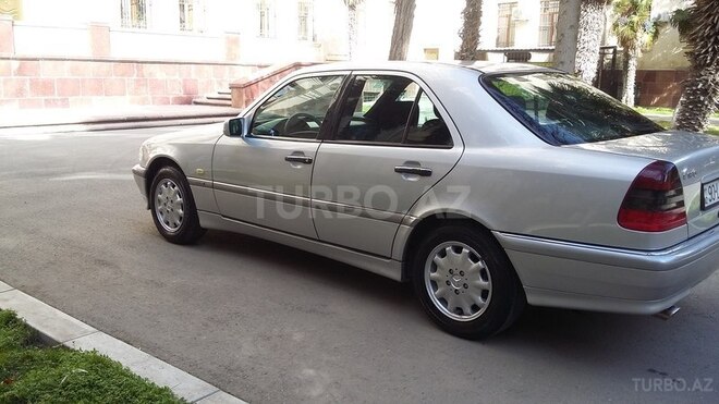 Mercedes C 180 1999, 173,770 km - 1.8 l - Bakı