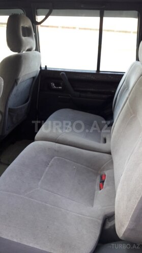Mitsubishi Pajero 2011, 257,000 km - 2.8 l - Bakı