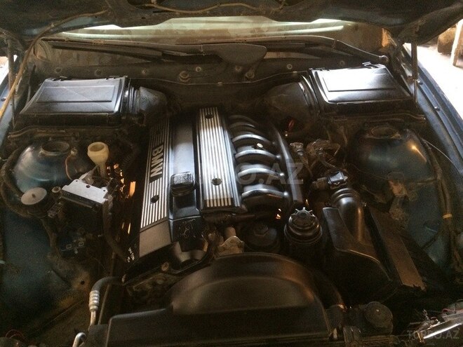 BMW 520 1997, 30,000 km - 0.2 l - Lənkəran