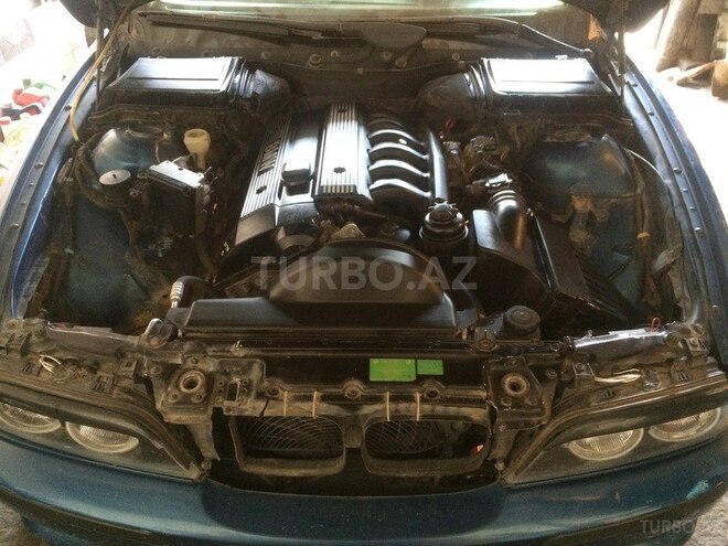 BMW 520 1997, 30,000 km - 0.2 l - Lənkəran