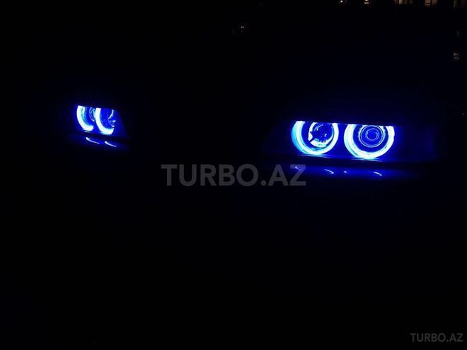 BMW 520 1997, 30,000 km - 0.2 l - Lənkəran