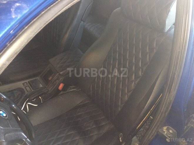 BMW 520 1997, 30,000 km - 0.2 l - Lənkəran