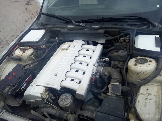 BMW 525 1989, 450,000 km - 2.5 l - Xaçmaz