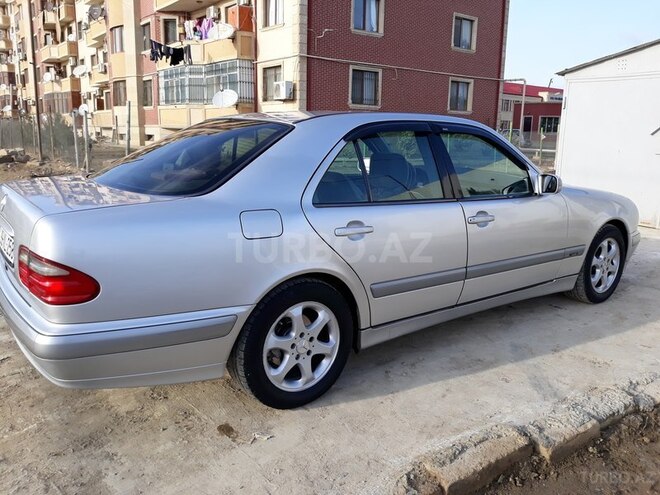 Mercedes E 200 2002, 255,000 km - 2.0 l - Bakı