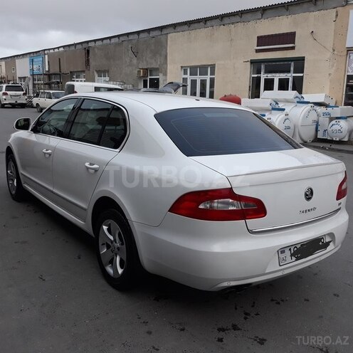 Skoda Superb 2011, 113,000 km - 1.8 l - Bakı