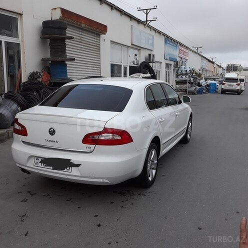 Skoda Superb 2011, 113,000 km - 1.8 l - Bakı