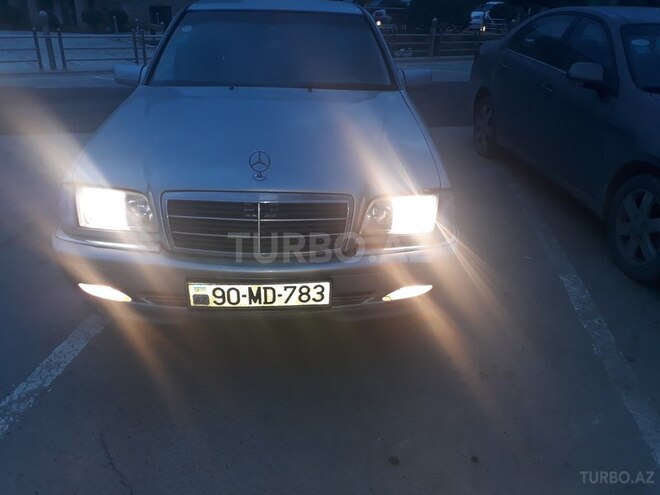 Mercedes C 250 1997, 258,000 km - 2.5 l - Bakı