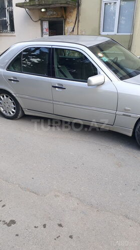 Mercedes C 250 1997, 258,000 km - 2.5 l - Bakı