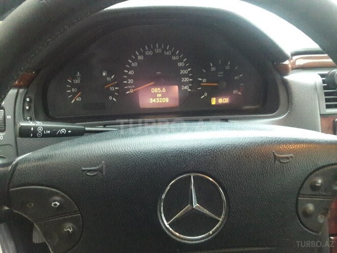 Mercedes E 200 1999, 343,000 km - 2.2 л - Bakı