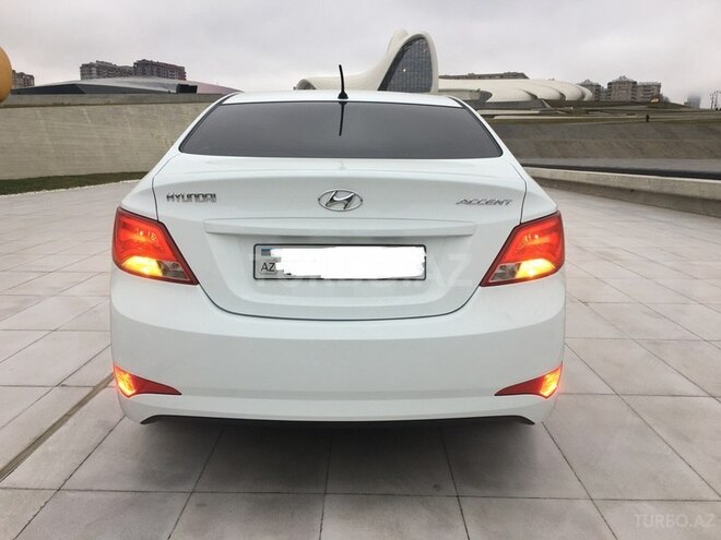 Hyundai Accent 2015, 30,000 km - 1.4 l - Bakı