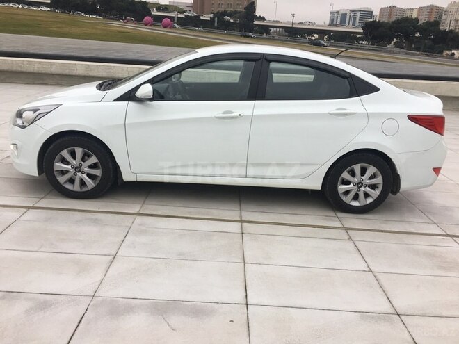 Hyundai Accent 2015, 30,000 km - 1.4 l - Bakı