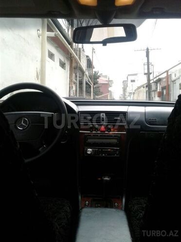 Mercedes C 200 2000, 202,000 km - 2.0 л - Bakı