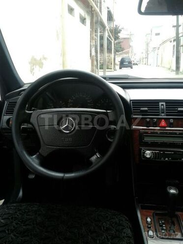 Mercedes C 200 2000, 202,000 km - 2.0 л - Bakı