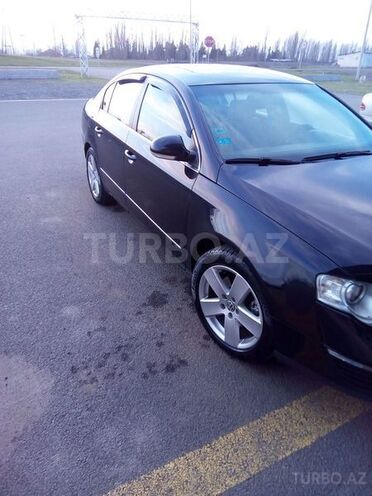 Volkswagen Passat 2006, 240,000 km - 2.0 l - Lənkəran