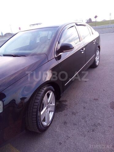 Volkswagen Passat 2006, 240,000 km - 2.0 l - Lənkəran