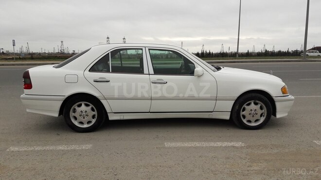 Mercedes C 230 1998, 193,600 km - 2.3 l - Bakı