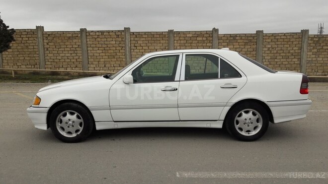 Mercedes C 230 1998, 193,600 km - 2.3 l - Bakı
