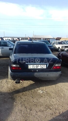 Mercedes E 220 1995, 570,629 km - 2.2 л - Bakı