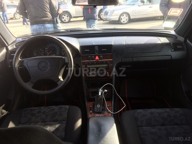 Mercedes C 200 1998, 165,000 km - 2.0 l - Bakı