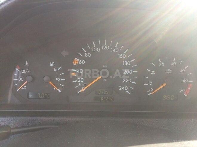 Mercedes C 200 1998, 165,000 km - 2.0 l - Bakı