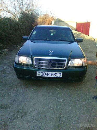 Mercedes C 220 1997, 353,000 km - 2.2 l - Goranboy