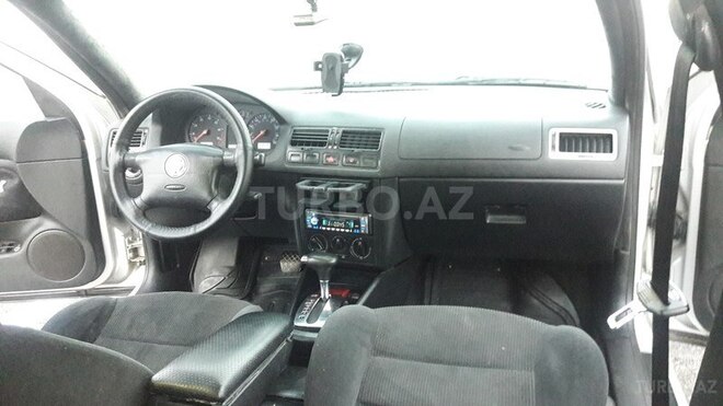 Volkswagen Jetta 2001, 198,423 km - 2.0 л - Gəncə