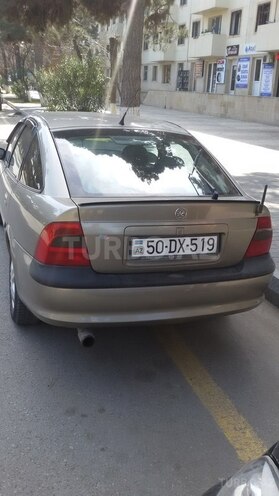 Opel Vectra 1997, 375,000 km - 2.0 l - Sumqayıt