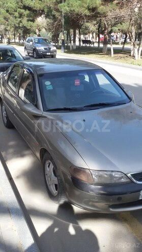 Opel Vectra 1997, 375,000 km - 2.0 l - Sumqayıt