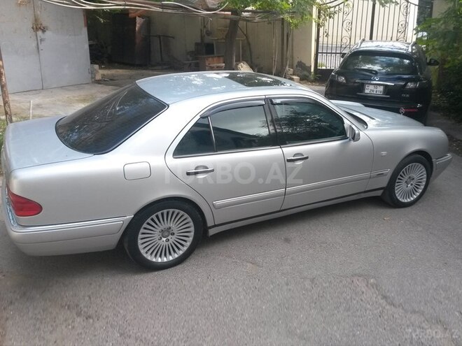 Mercedes E 230 1996, 298,200 km - 2.3 l - Bakı