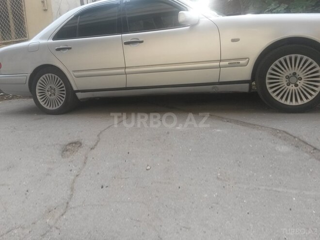 Mercedes E 230 1996, 298,200 km - 2.3 l - Bakı