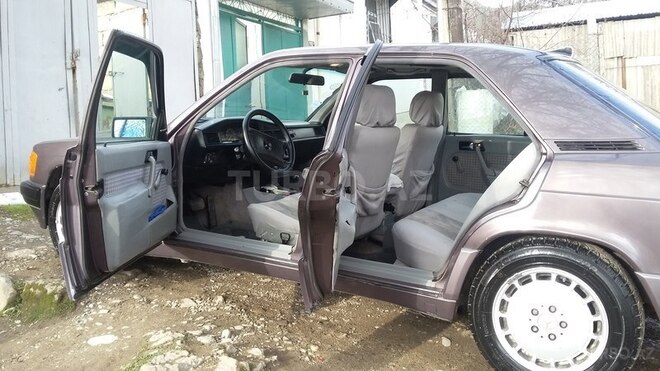Mercedes 190 1991, 600,000 km - 1.8 л - Bakı