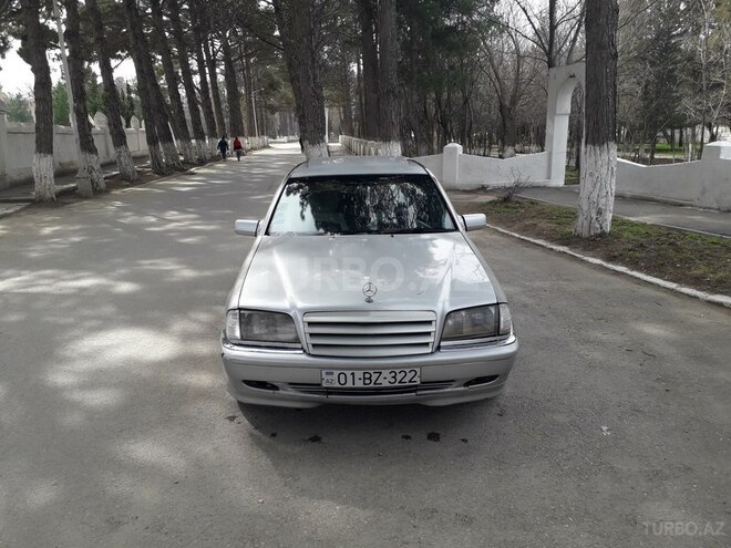 Mercedes C 220 1994, 230,000 km - 1.8 l - Sumqayıt